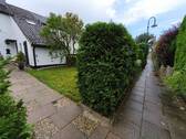 Zuwegung zum Haus - 4 Zimmer Reihenmittelhaus zum Kaufen in Moorrege