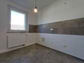 20251002_135326 - 4-Zimmer-Wohnung mit Balkon! - 899,00 EUR Kaltmiete, ca.  87,90 m² Wohnfläche