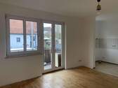 Wohnzimmer - 3 Zimmer Etagenwohnung zur Miete in Kunreuth