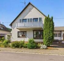 METTLACH-SAARHÖLZBACH: WOHNHAUS MIT 3 SCHLAFZIMMERN + BLICK INS GRÜNE - Mettlach / Saarhölzbach