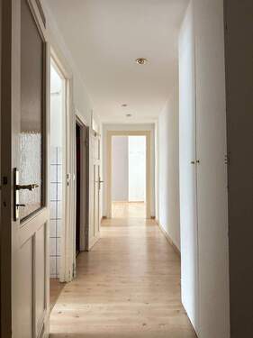 Flur - 2 Zimmer Etagenwohnung in Berlin