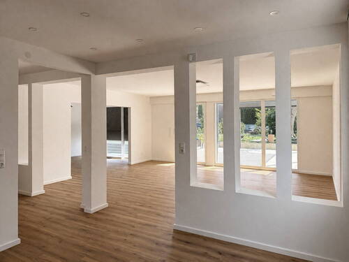 Blick von Essküche aus - 1 Zimmer Einfamilienhaus zum Kaufen in Regensburg