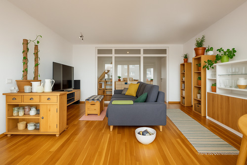 Wohnzimmer - 3 Zimmer Etagenwohnung zum Kaufen in München