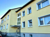 Außenansicht Vorne - 2 Zimmer Etagenwohnung zum Kaufen in Solingen