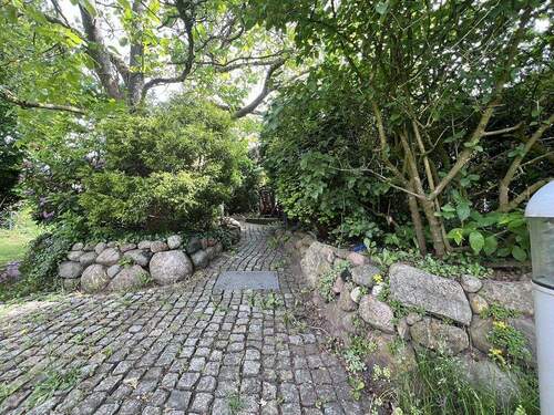 2. Gartenweg - Gewerbeobjekt (Büro, Produktion, Verkauf) zum Kaufen in Norderstedt