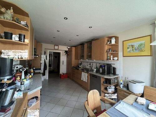 7. Haus Re. Einbauküche Essplatz - 