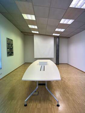 Besprechungszimmer 2.04 - 