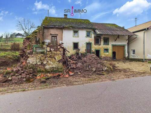 Bild 1 - Sanierungsbedürftiges Wohnhaus mit Potenzial