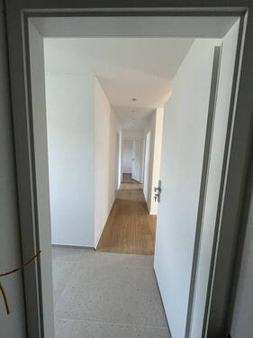 Flur - 3 Zimmer Etagenwohnung zum Kaufen in Haslach