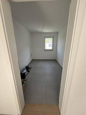 Abstell & Büro - 