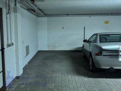 Tiefgaragenstellplatz Nr. 14 - 