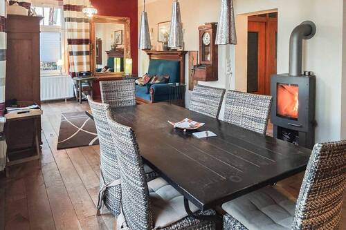 01_EG_Wohn- und Essbereich mit Kamin - 5 Zimmer Einfamilienhaus zum Kaufen in Unna