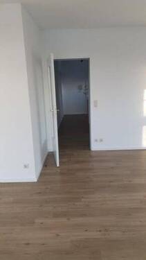 Blick vom WZ in den Flur - 