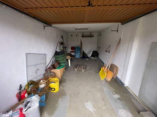 Garage - 