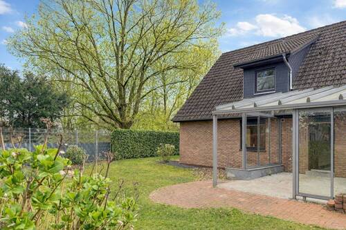 Rückansicht - 4 Zimmer Einfamilienhaus zum Kaufen in Nordhorn