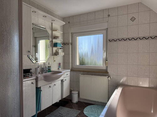 Badezimmer Dachgeschoss - 