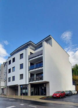 Außenansicht - Komfortabel & Zentral ??- 3-Zimmer-Wohnung mit Aufzug, Balkon & Super Lage in Bergisch Gladbach