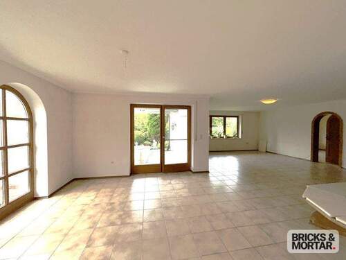 Wohn-Essbereich - 5 Zimmer Etagenwohnung zum Kaufen in Affing / Mühlhausen