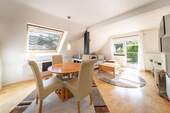 Wohnen OG - 4 Zimmer Einfamilienhaus in Pinneberg