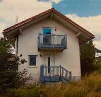 Einfamilienhaus - 65.800,00&nbsp;EUR Kaufpreis, ca.&nbsp; 118,00&nbsp;m&sup2;&nbsp;Wohnfl&auml;che in Zwiesel (PLZ: 94227)