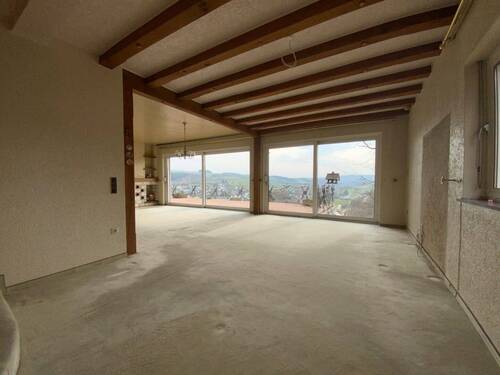 Erdgeschoss Essbereich mit Wohnbereich und Terrasse - 