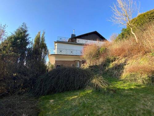 Seitenansicht - Mehrfamilienhaus, Wohnhaus mit 256,00 m&sup2; in Schönecken zum Kaufen