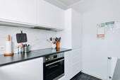 Küche mit modernen Elektrogeräten - Reihenmittelhaus mit 100,70 m&sup2; in Reppenstedt zum Kaufen