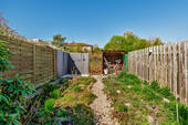 Sonniger Garten - 