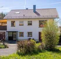 Freistehendes 1-2-FH mit großem Garten & Garage - Sanierungsobjekt mit Entwicklungspotential. - Untergruppenbach Obergruppenbach