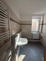 Bad mit Dusche - 