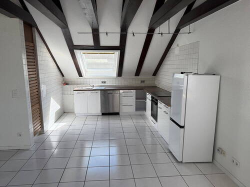 Küche und Essbereich - 3 Zimmer Etagenwohnung zur Miete in Karlsdorf-Neuthard
