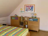 Schlafzimmer 2 OG - 