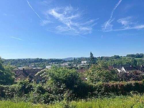 Garten - 7 Zimmer Einfamilienhaus zum Kaufen in Nürtingen