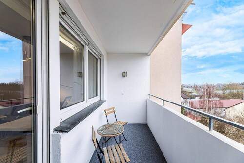 Sonniger Balkon - 