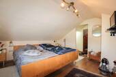 Schlafzimmer DG - 