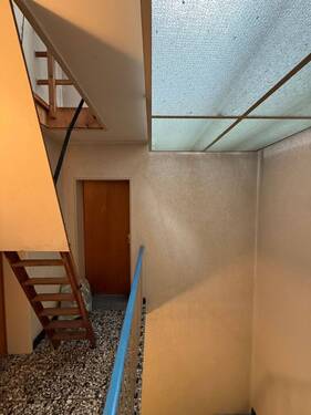 Treppenaufstieg - 