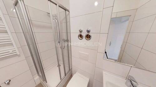 Saniertes Badezimmer - 