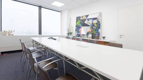 Titelbild - Büro mit Blick über die Stadt - All-in-Miete