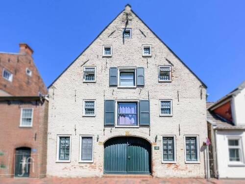 Aussenansicht Vorderseite - Mehrfamilienhaus, Wohnhaus in Leer (Ostfriesland)
