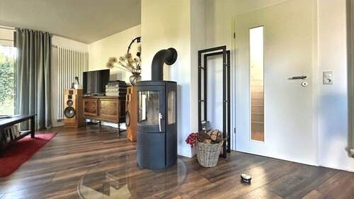 Kamin im Wohnzimmer EG - 