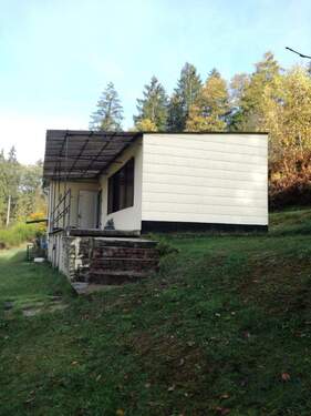 Seitenansicht - Mehrfamilienhaus, Wohnhaus mit 38,60 m&sup2; in Kordel zum Kaufen