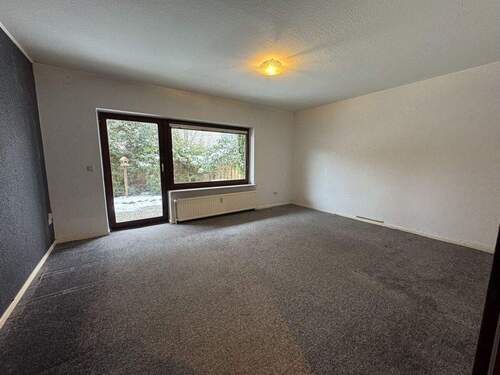 Wohnzimmer - 2 Zimmer Etagenwohnung in Oldenburg