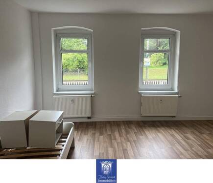 Wohnen - Gemütliche Wohnung mit großer Küche sowie Tageslichtbad mit Wanne!