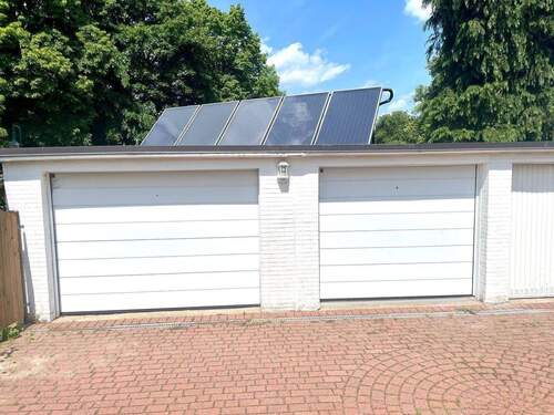 Garagen mit Solaranlage - 