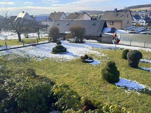 Gartenansicht - 8 Zimmer Einfamilienhaus in Westernohe