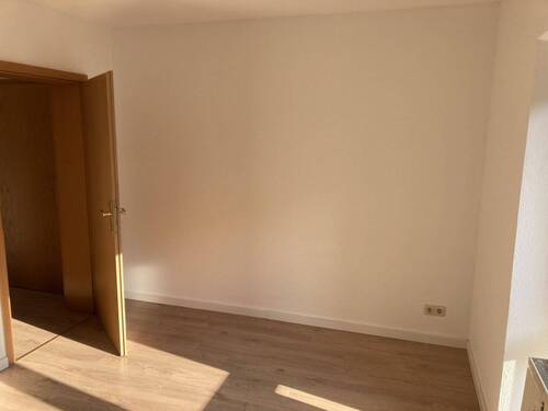 Wohnzimmer - Etagenwohnung mit 39,90 m&sup2; in Zwickau zur Miete