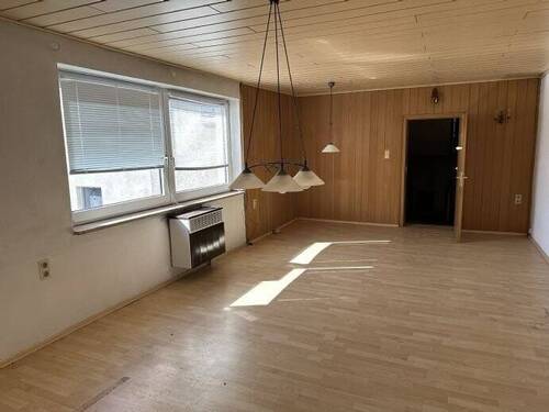 Ess-/Wohnzimmer - 