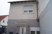 Sep. Eingang Maisonette - Mehrfamilienhaus, Wohnhaus mit 202,00 m² in Stockstadt am Rhein zum Kaufen