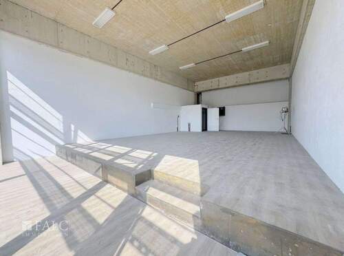 Großraumbüro - Büro mit 130,00 m&sup2; in Siegburg zur Miete