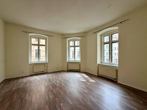 WhatsApp Image 2026-04-13 at 14.28.01 (7) - 